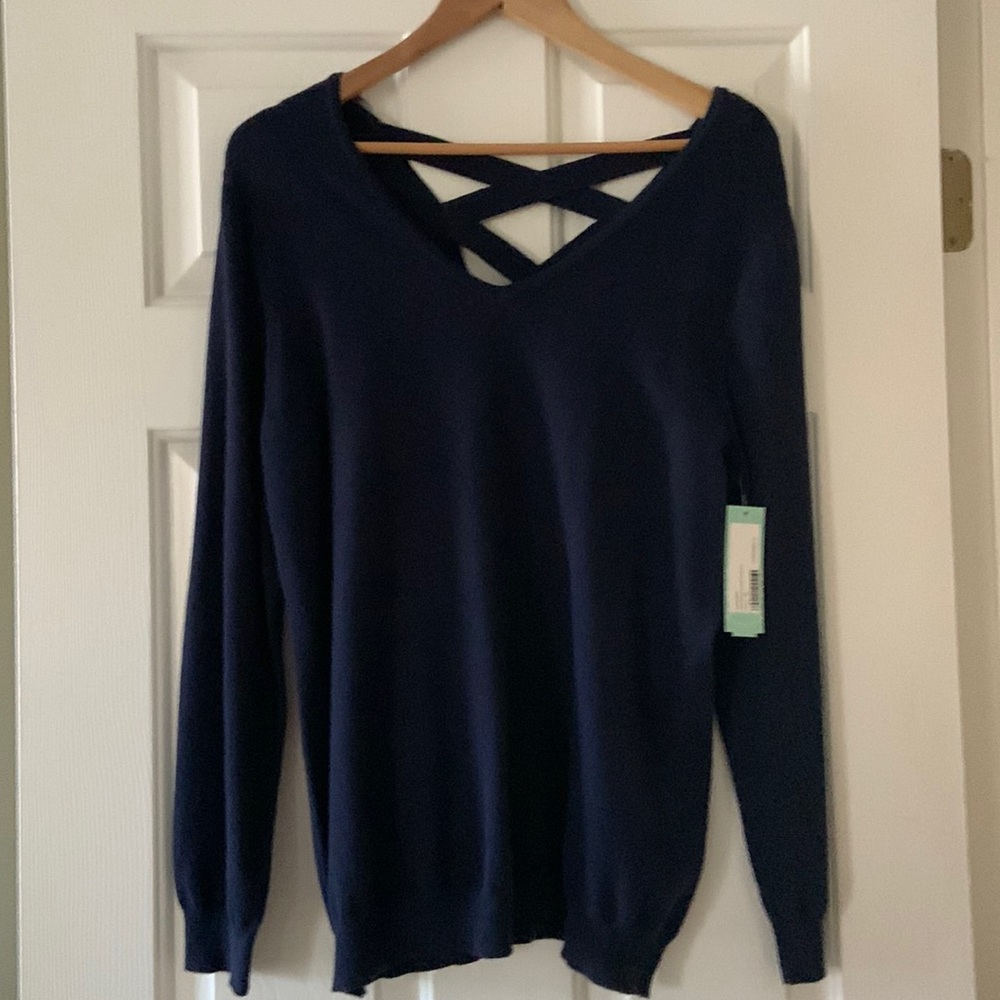 Love Ellie Mia Back Detail Pullover XLarge